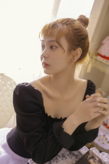 妮可尼尔